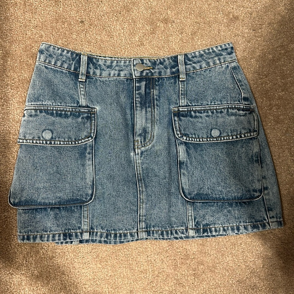 Denim cargo skirt